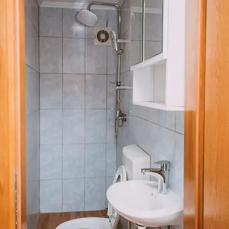 Prenociste Kod Buce לינה וארוחת בוקר *